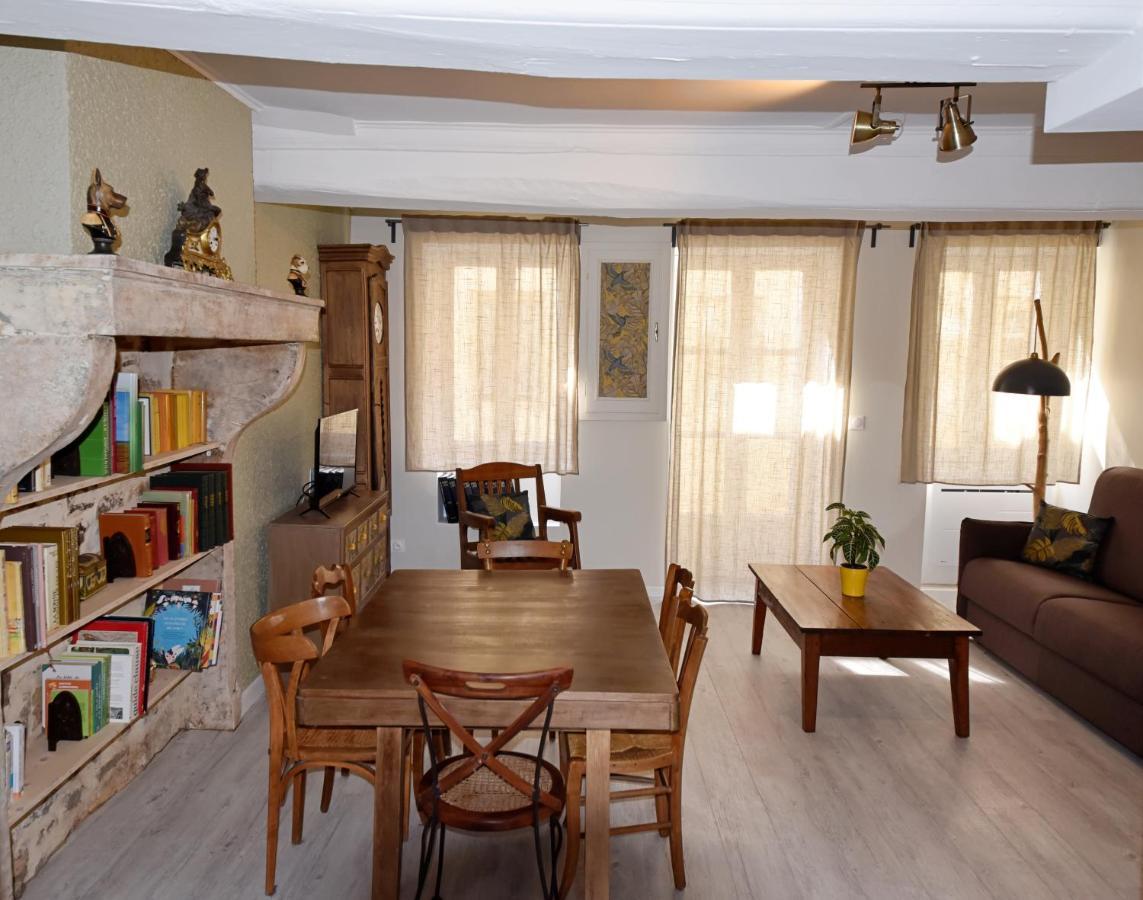 La Maison Jaune Holiday home Cuisery